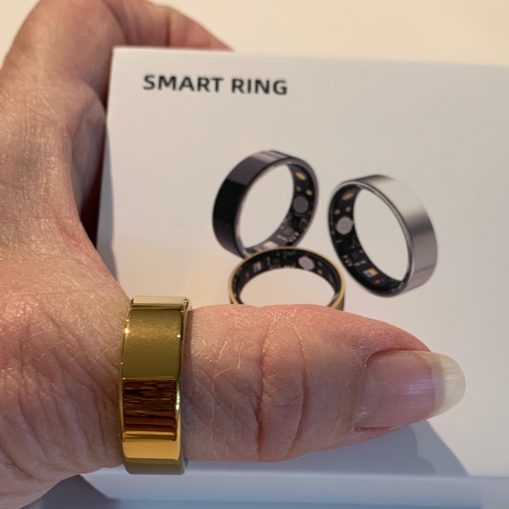 Elegant Gold Smart Ring